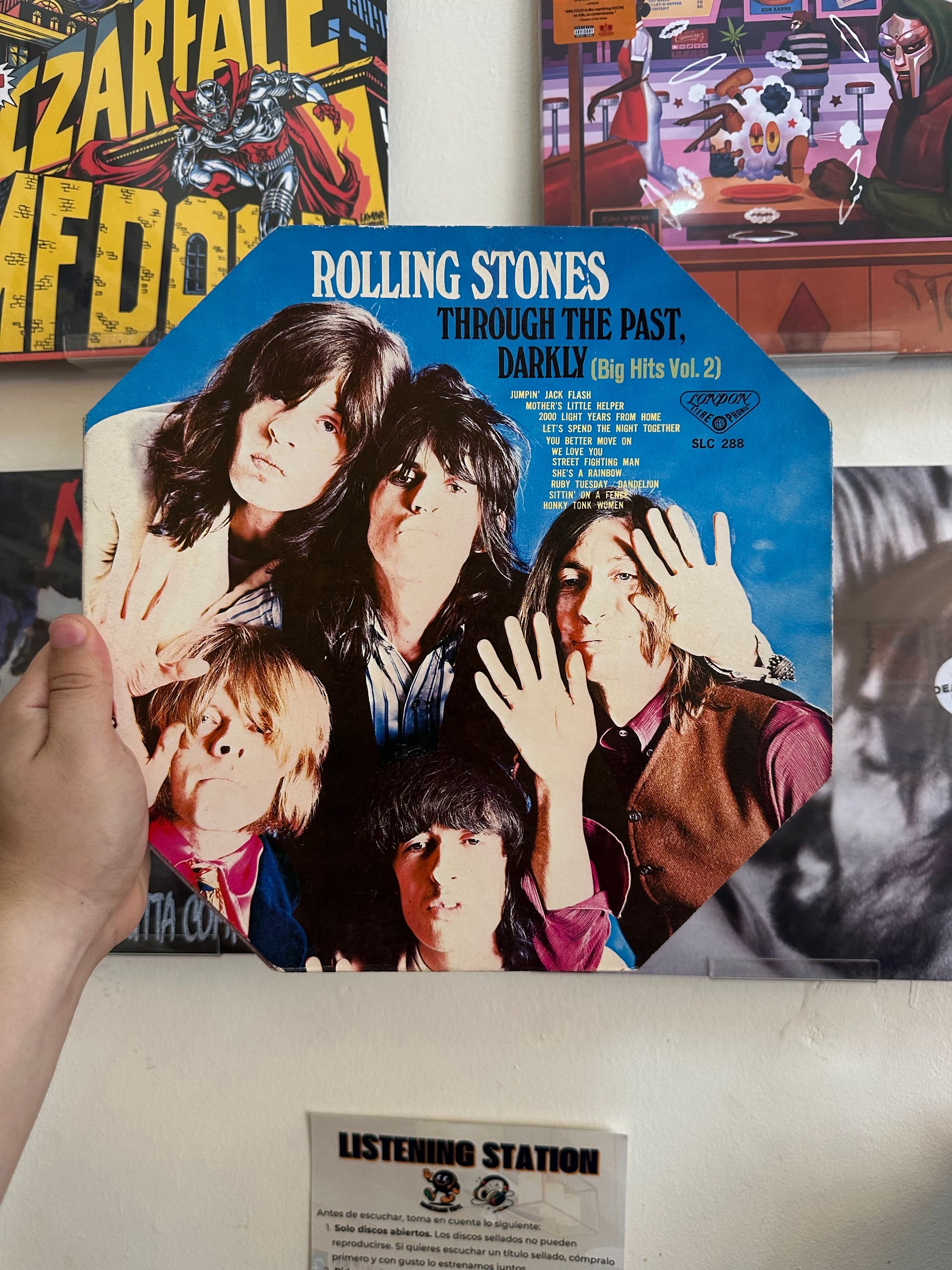 Rolling Stones Through The Past Darkly portada