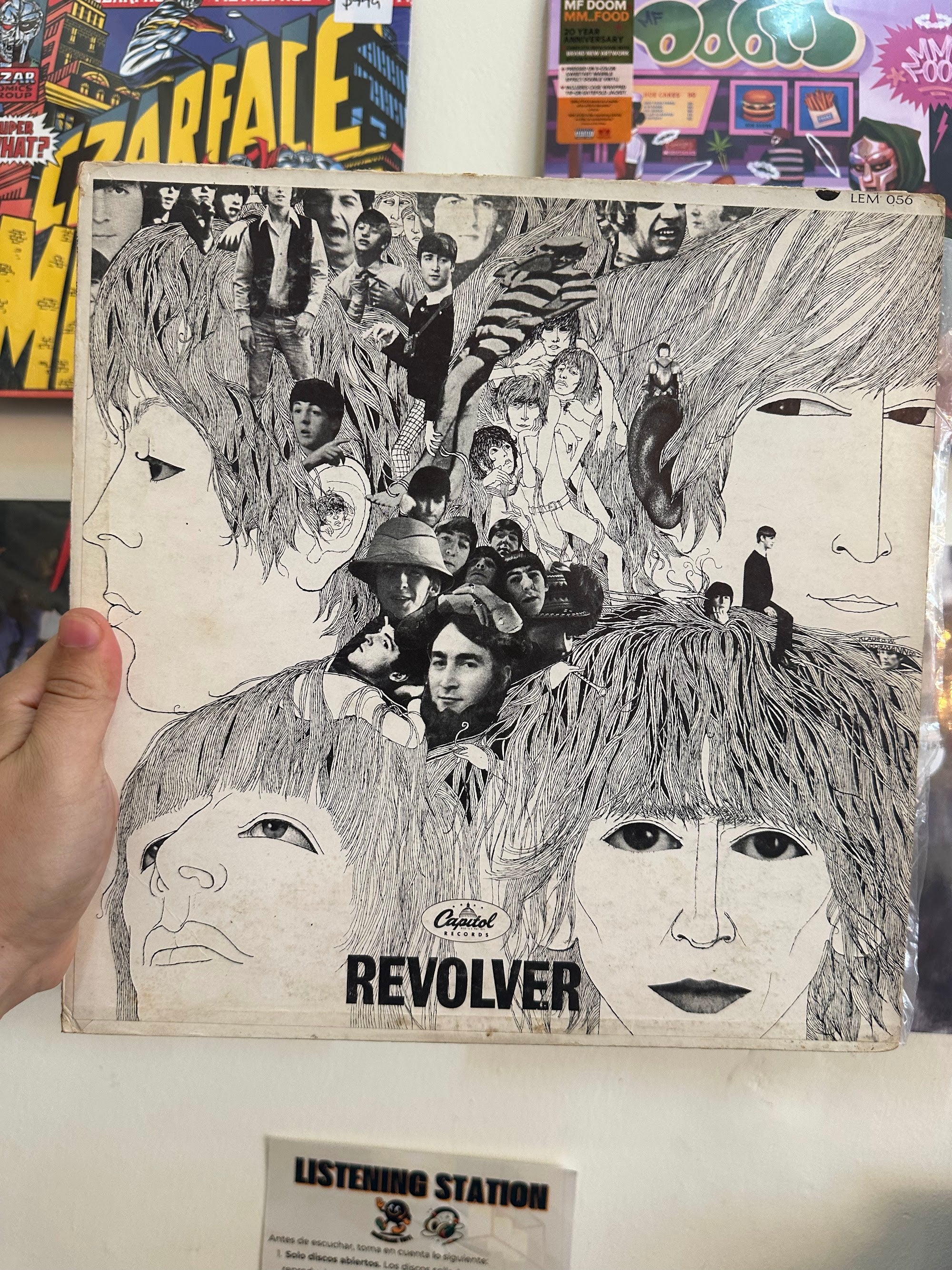The Beatles Revolver portada