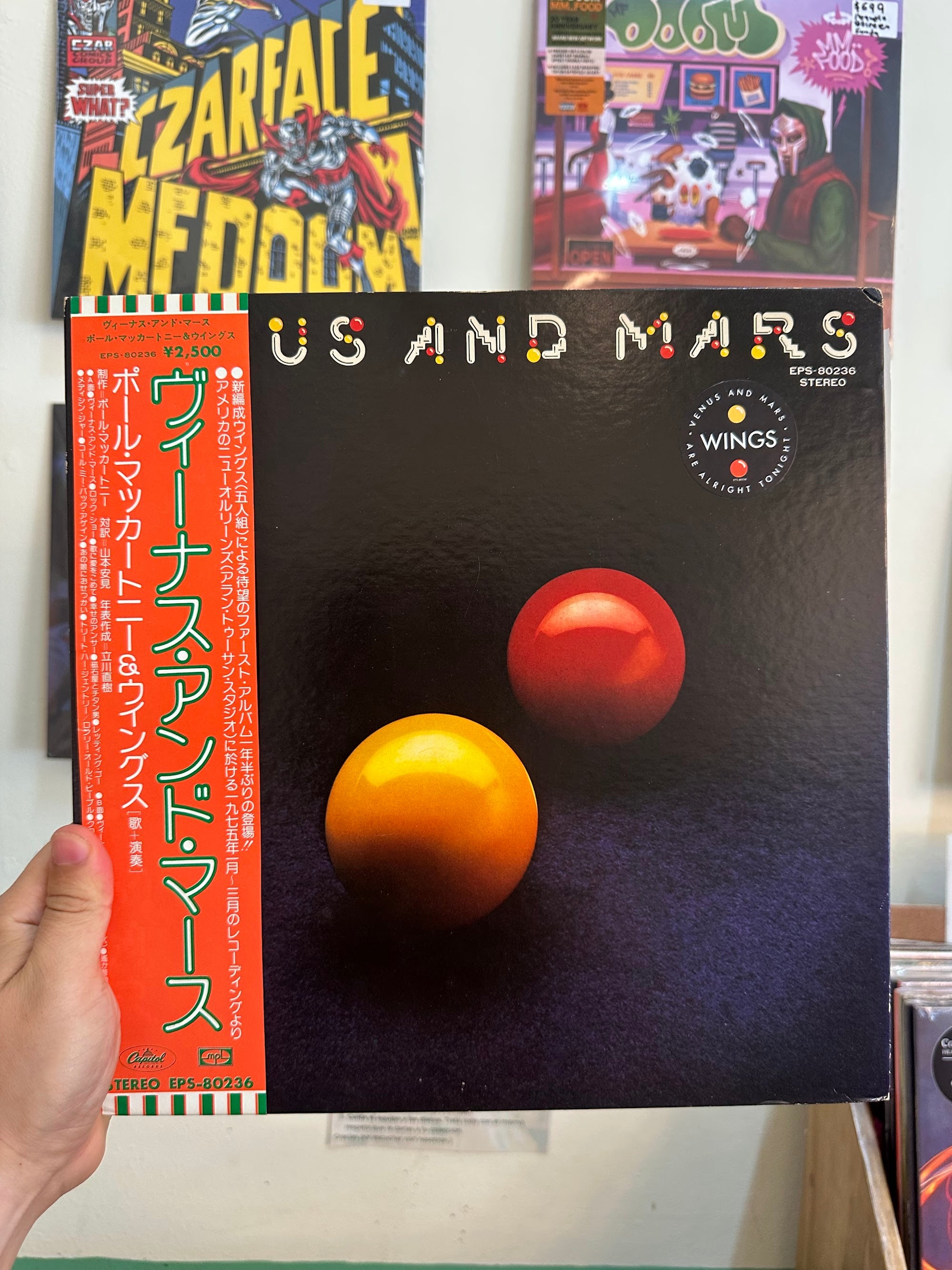 Wings Venus And Mars portada