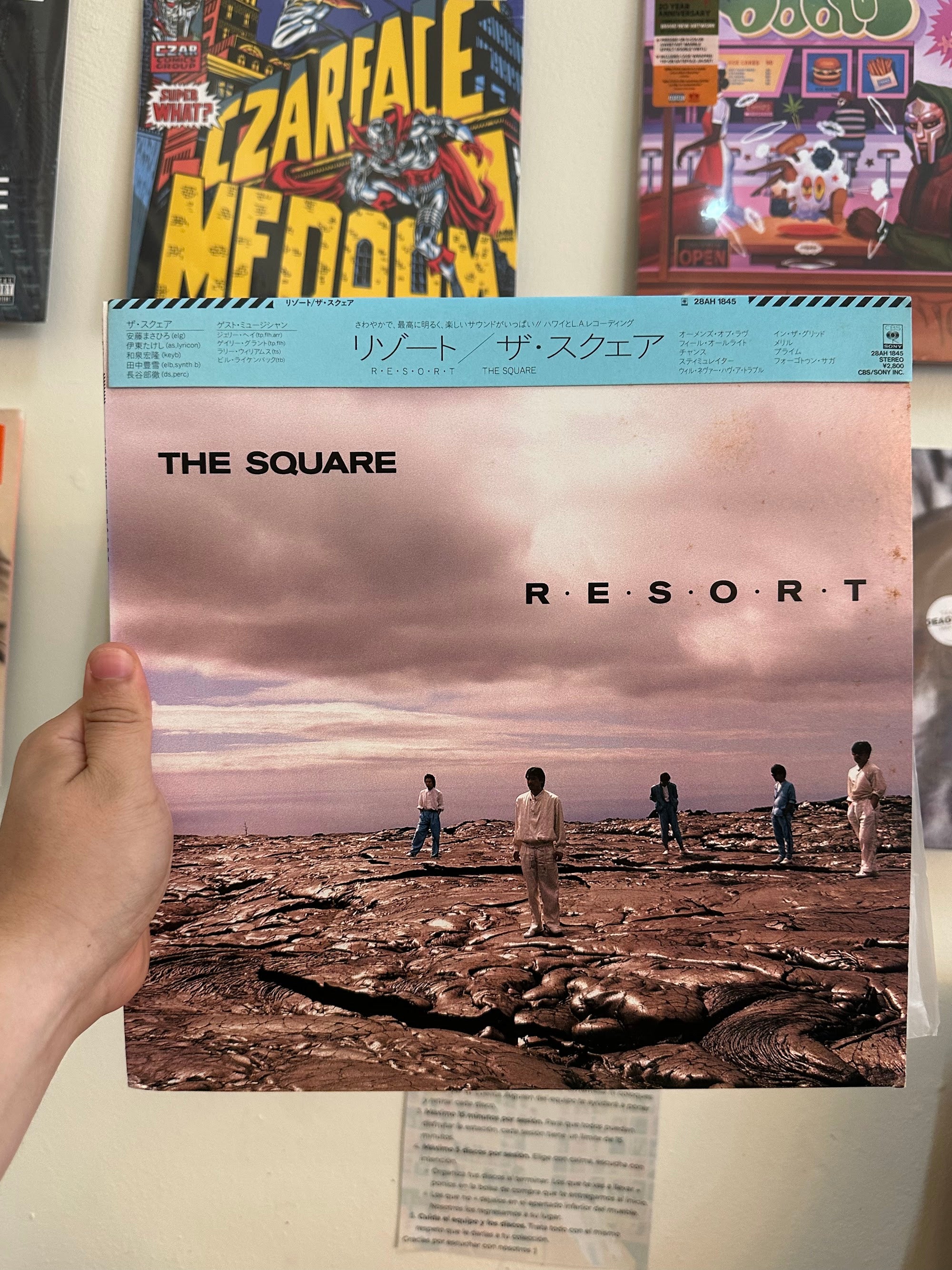 The Square R.E.S.O.R.T portada