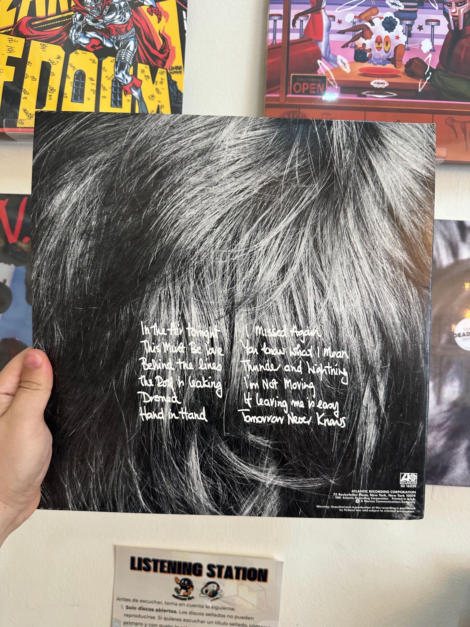 Phil Collins Face Value contraportada
