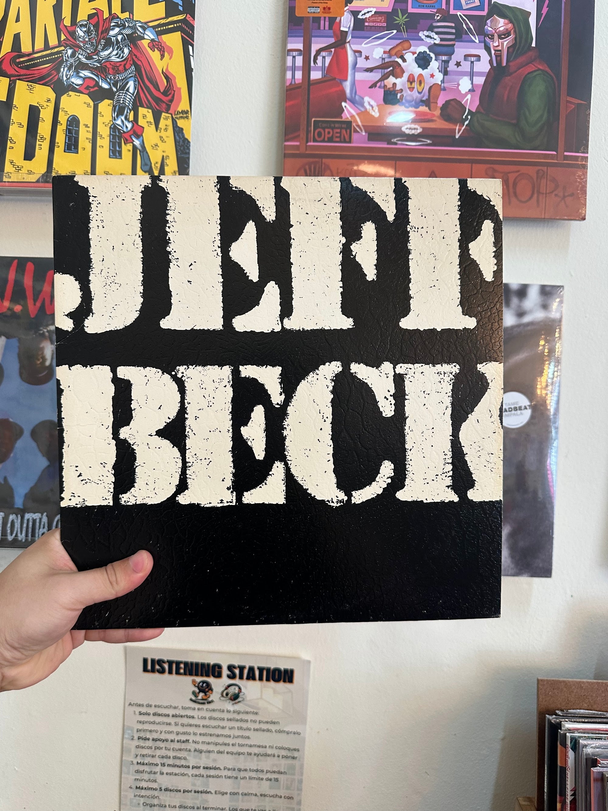 Jeff Beck There and Back portada