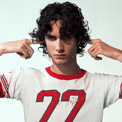 Sombr (2) – I Barely Know Her