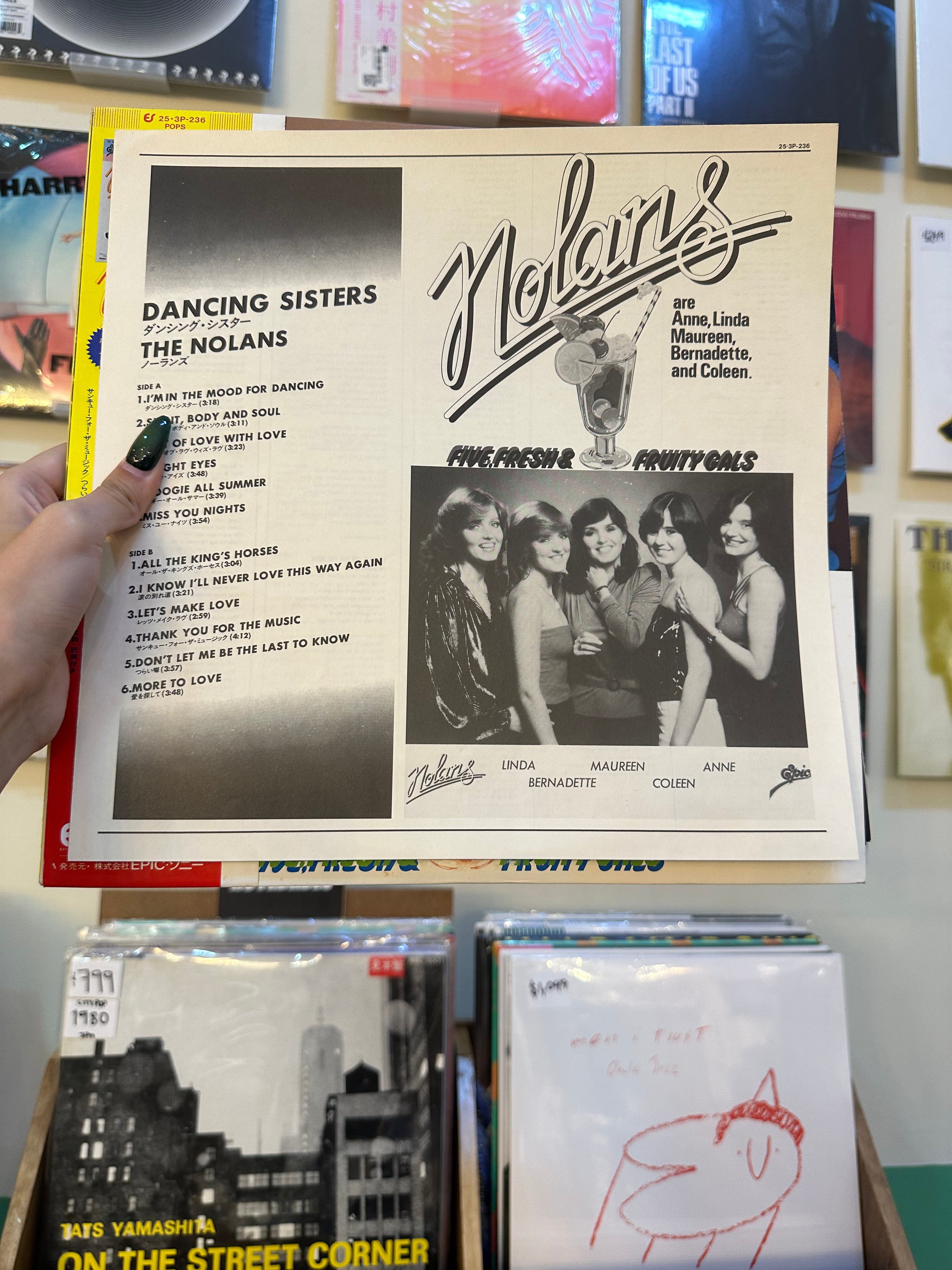 The Nolans – Dancing Sisters (JPN 1980)