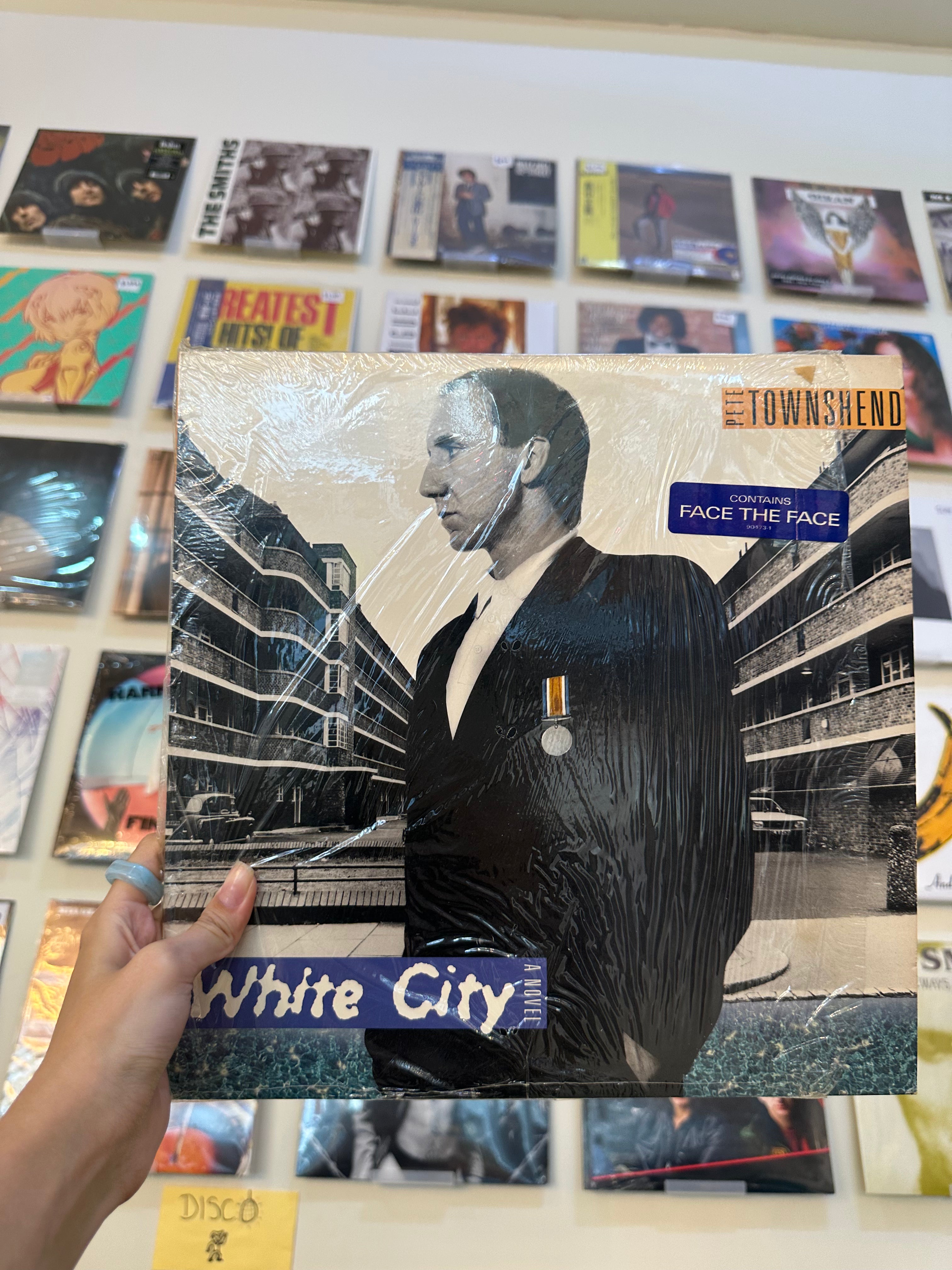Pete Townshend – White City (A Novel) (CAN 1985)