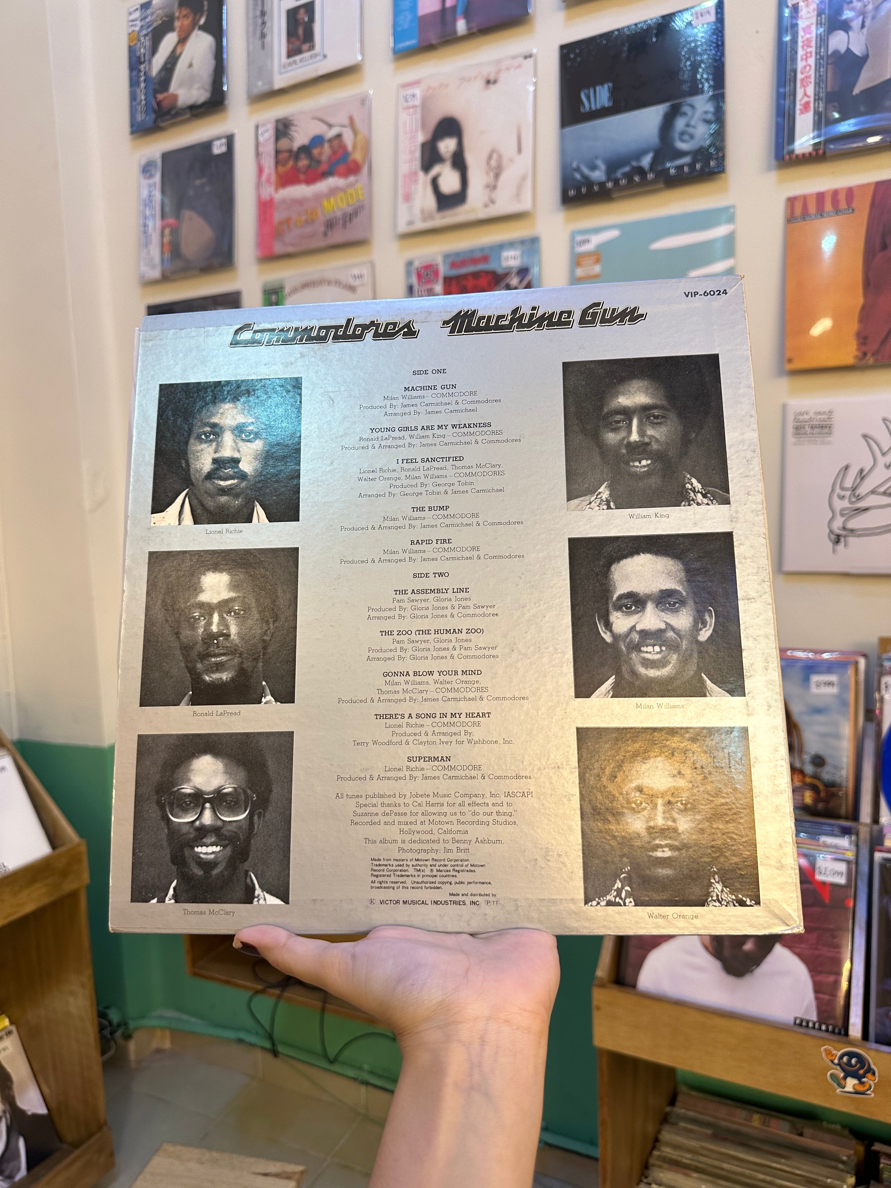 Commodores – Machine Gun (JPN-1977)