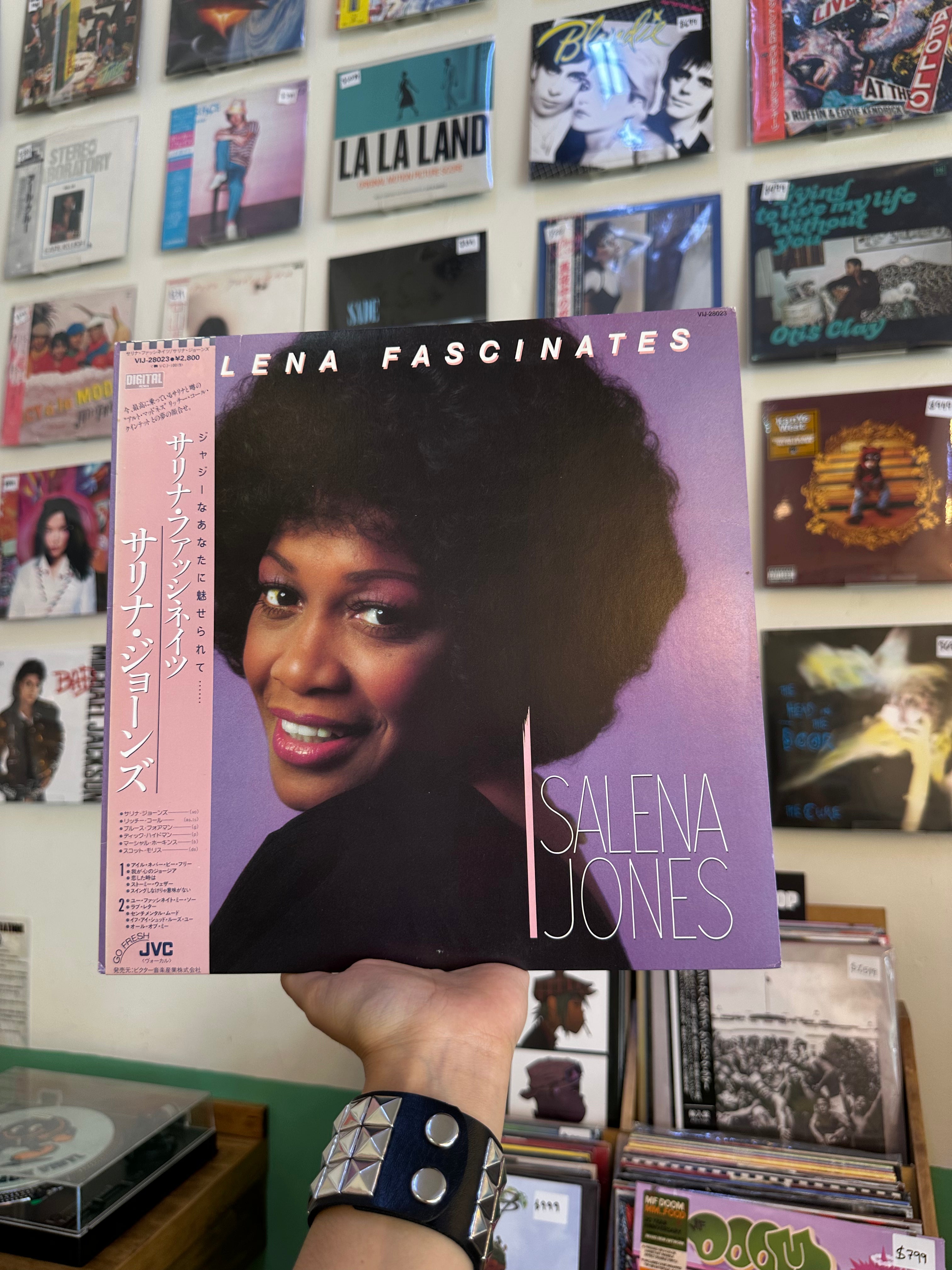 Salena Jones – Salena Fascinates (JPN-1982)