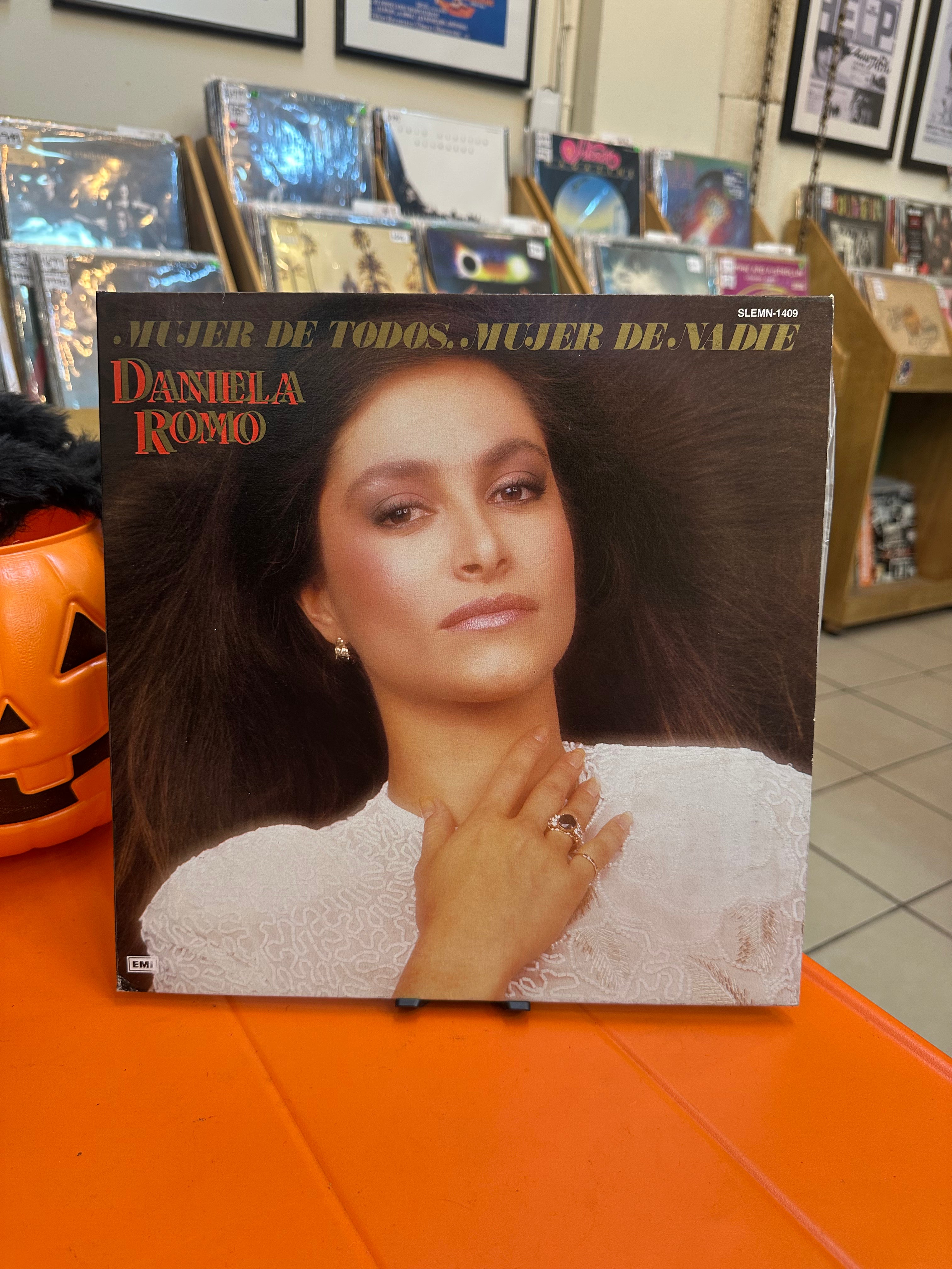 Daniela Romo – Mujer De Todos, Mujer De Nadie (MX-s/f)