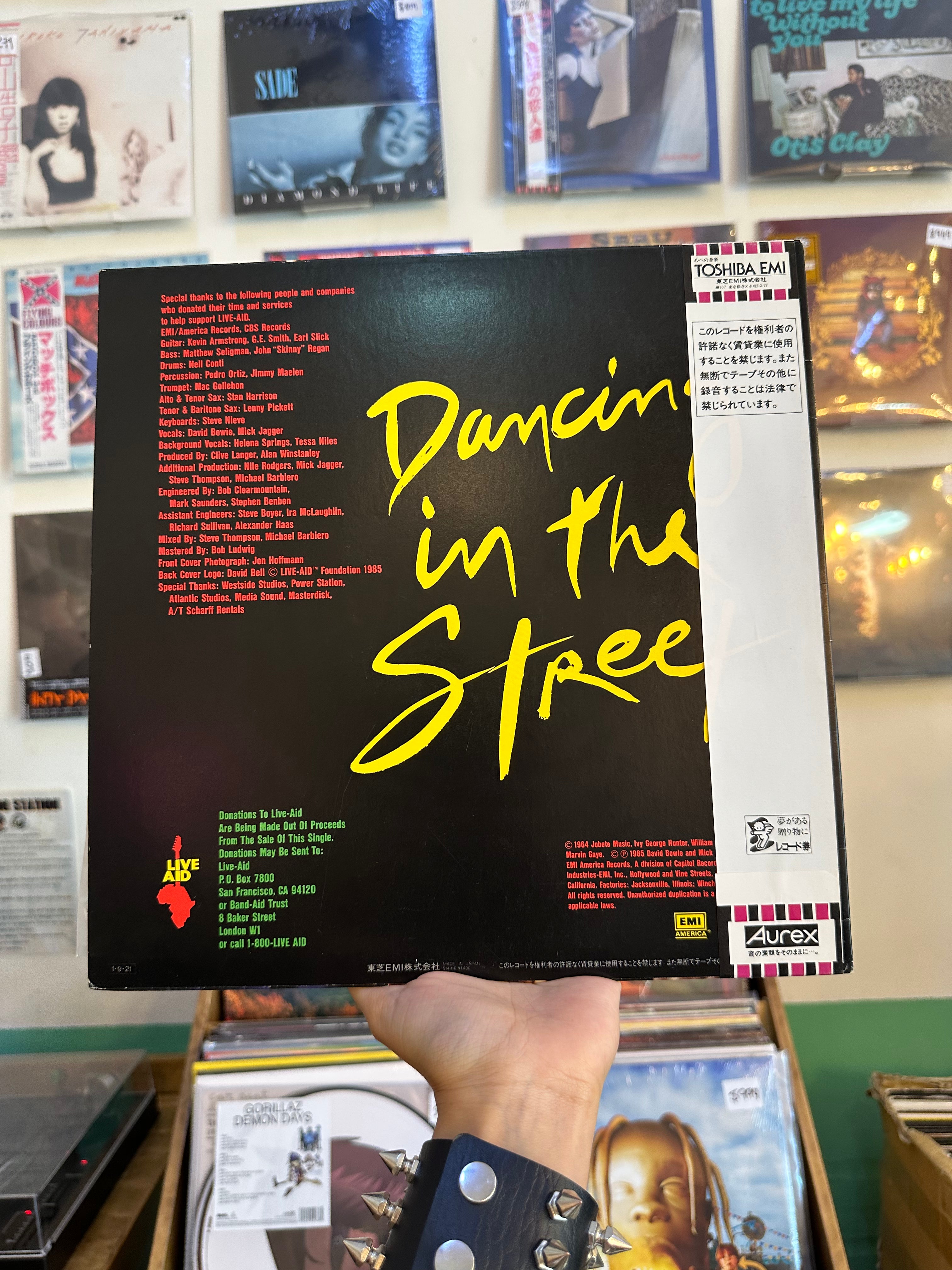 David Bowie And Mick Jagger – Dancing In The Street (JPN-1985)
