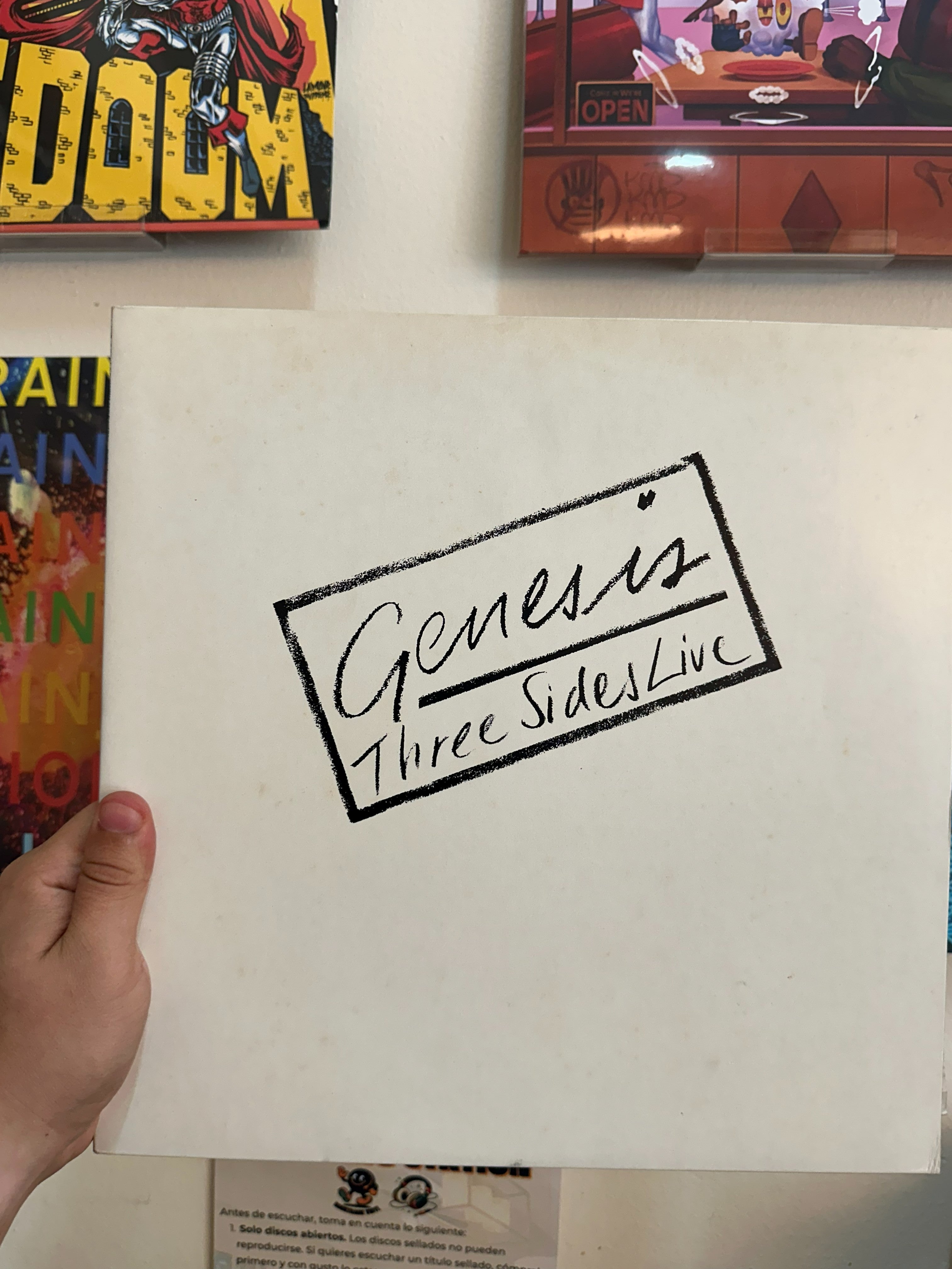 Genesis – Three Sides Live (JPN-1982)
