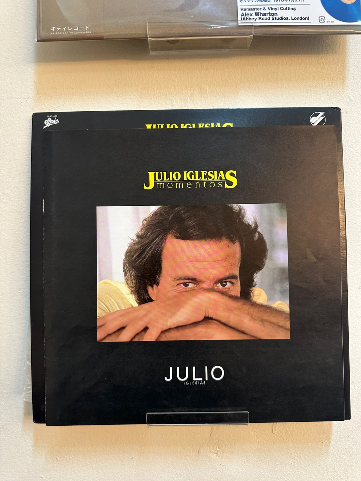 Julio Iglesias – Momentos (1982, Japan, CBS/Sony)